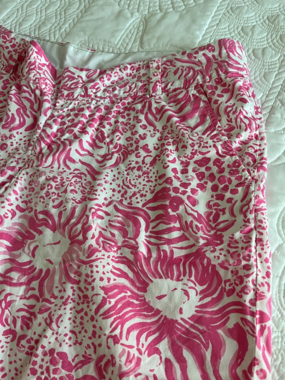 Lilly Pulitzer The Chipper Short - Picture 2 of 9